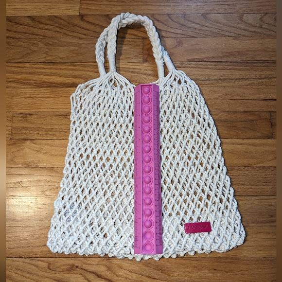 Lancome Summer Crochet Beach Tote Bag - Picture 4 of 6